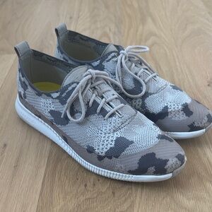 Cole Haan Gray and White Women's Sneakers size 7